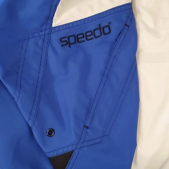 Speedo Men's Swim Trunks Size XL - Picture 2 of 5